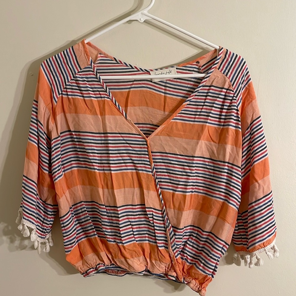 3/$15. Peach lavender field small tripped blouse
